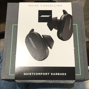 Bose quietcomfort noise cancelling earbuds nib